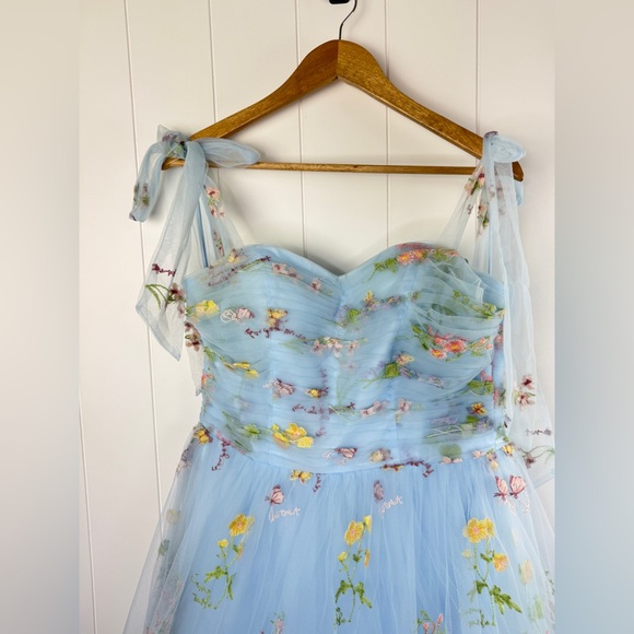 Elegant Cottagecore Tulle Embroidered Whimsy Floral Prom Dress in Light Blue 2 - Picture 2 of 15